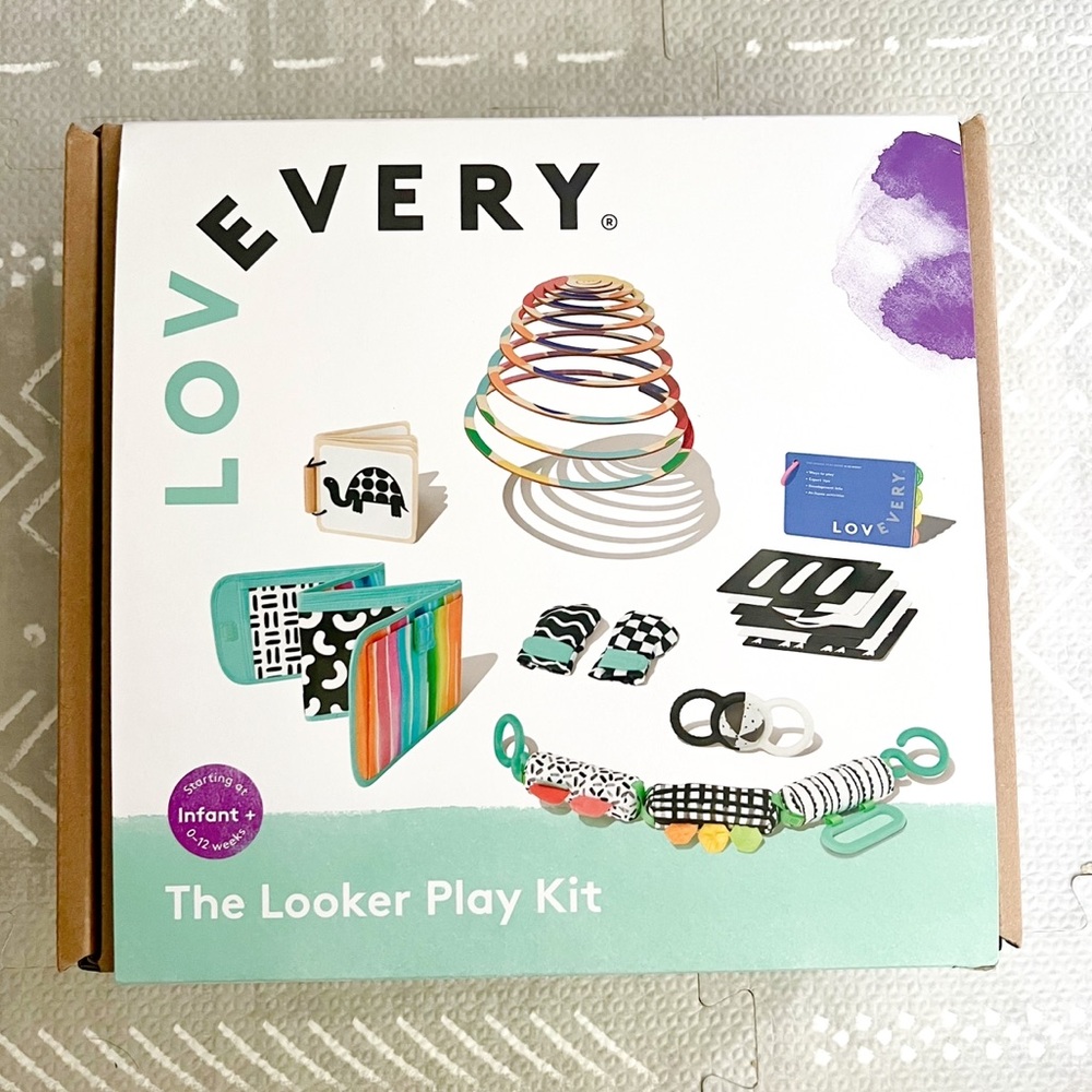 BNIB LOVEVERY Play kit: The Looker (0-12 Weeks)